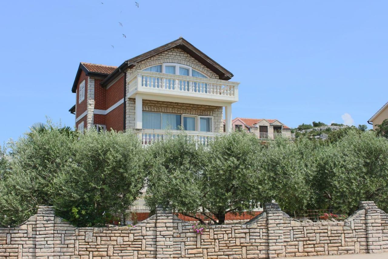 Apartments Guberina Šibenik Buitenkant foto